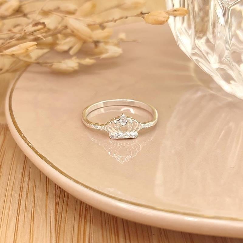 Anillo Coronita + ⭐ con Piedritas ✨