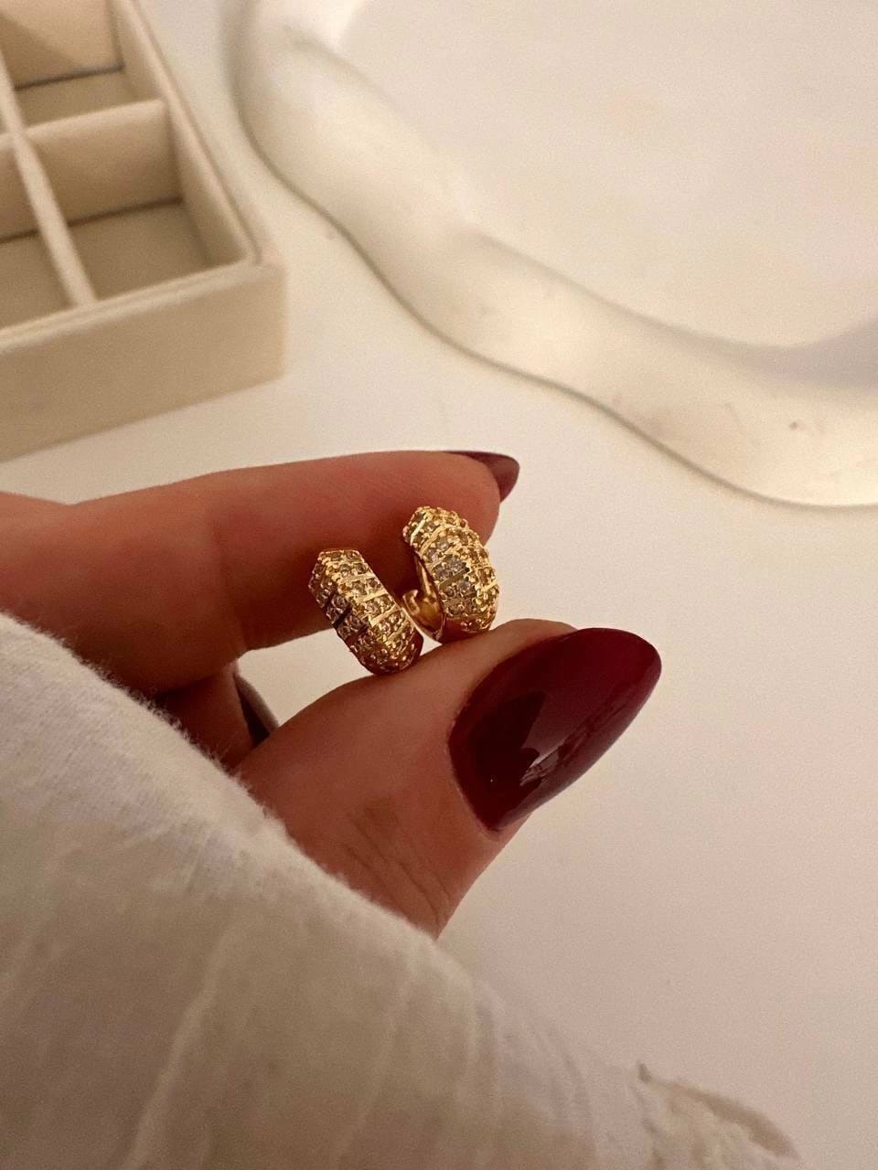 Mini Argollitas Cubik Doradas ✨