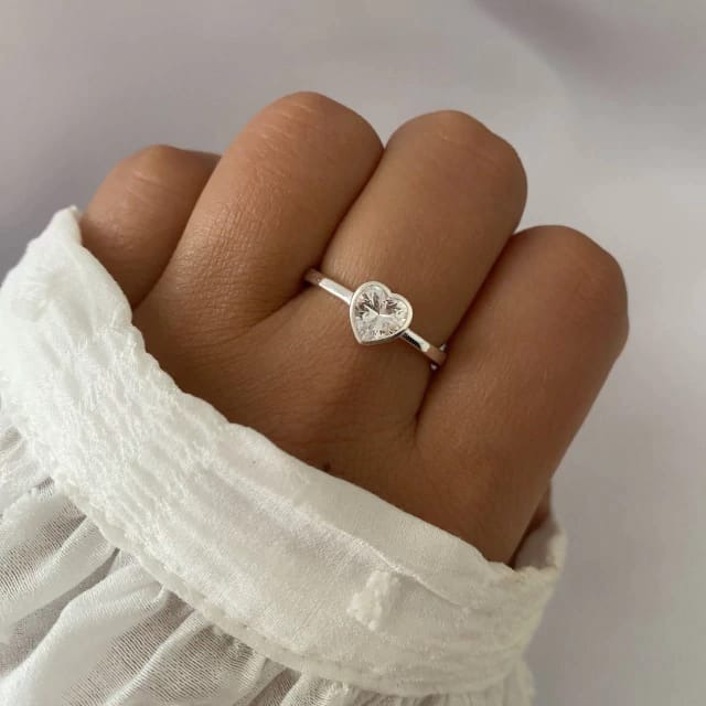 Anillo Corazón 🤍✨ (Plata 925)