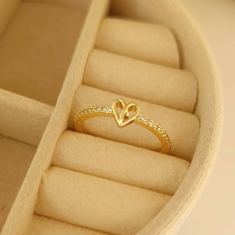 Anillo Dorado Areu ✨