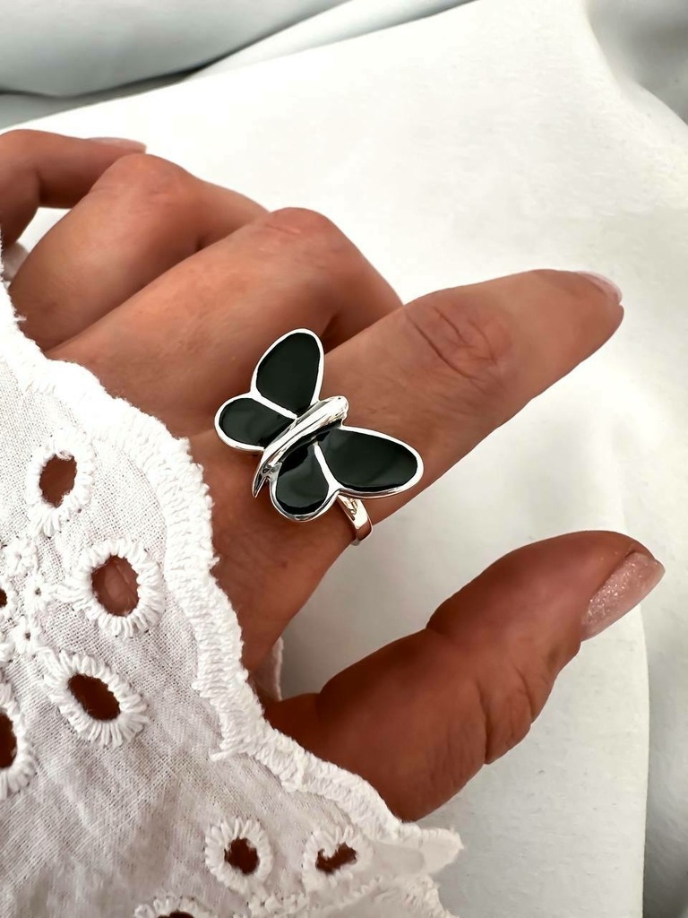 Anillo Mariposa 🦋 Nácar Black 🖤