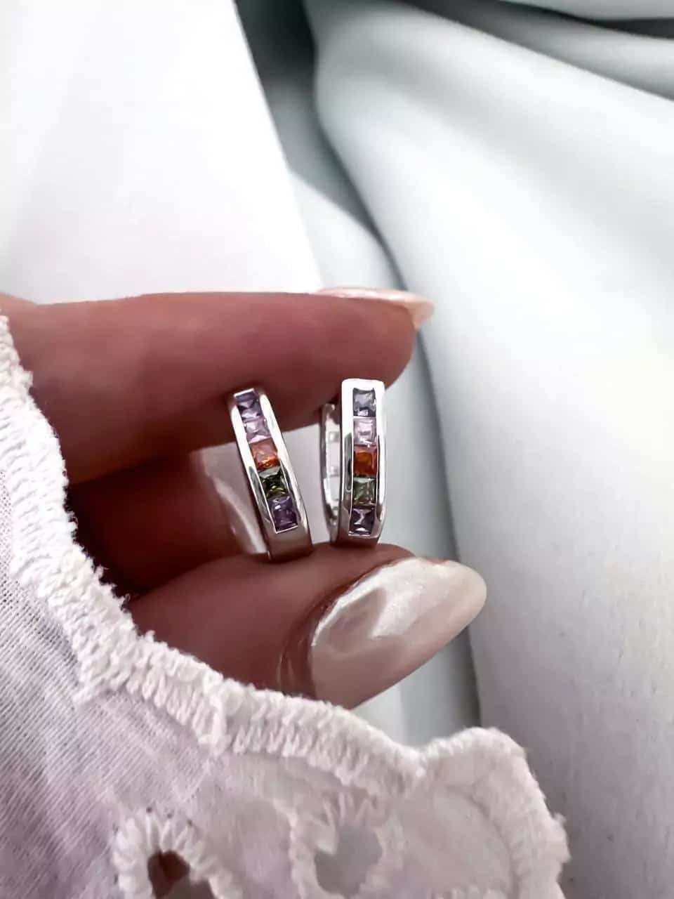 Aros Square Rainbow c/cierre click ✨