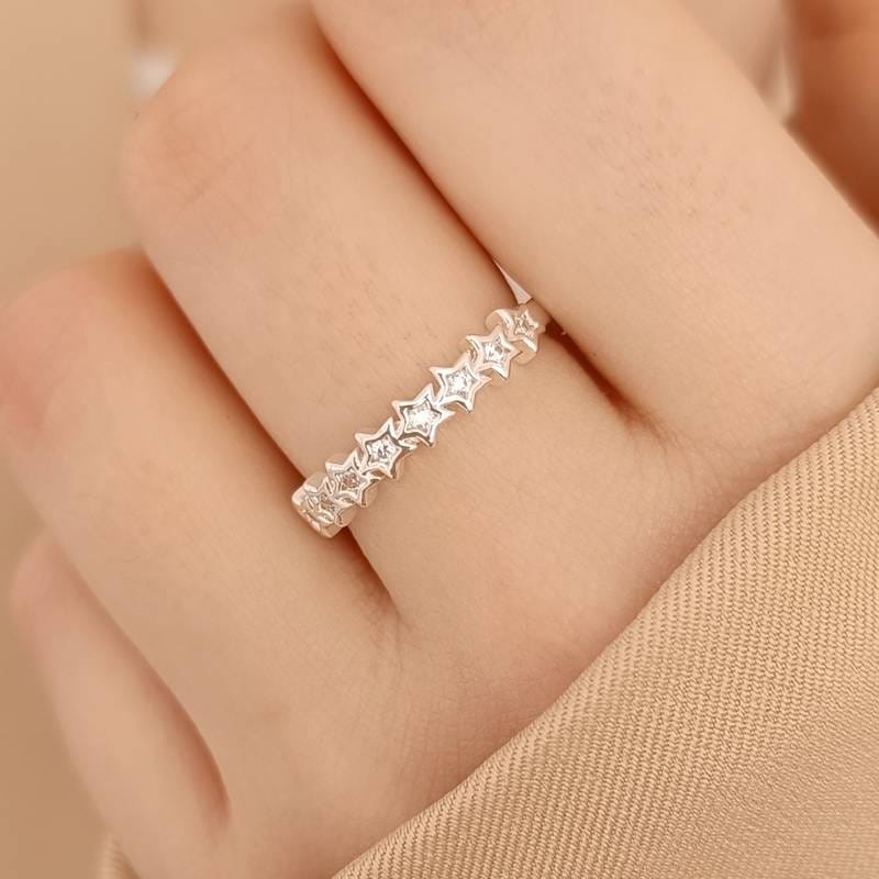 Anillo Múltiple Estrellas ⭐ y piedritas ✨