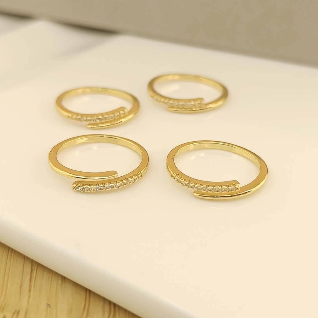Anillo Dorado Feelin ✨