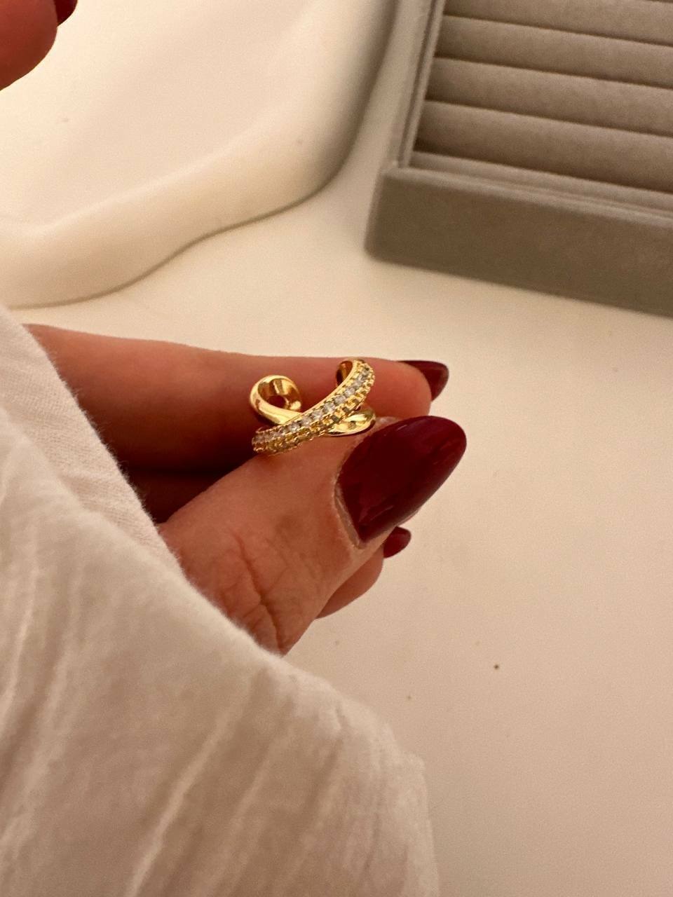 Earcuff Cruzado Cubik ✨