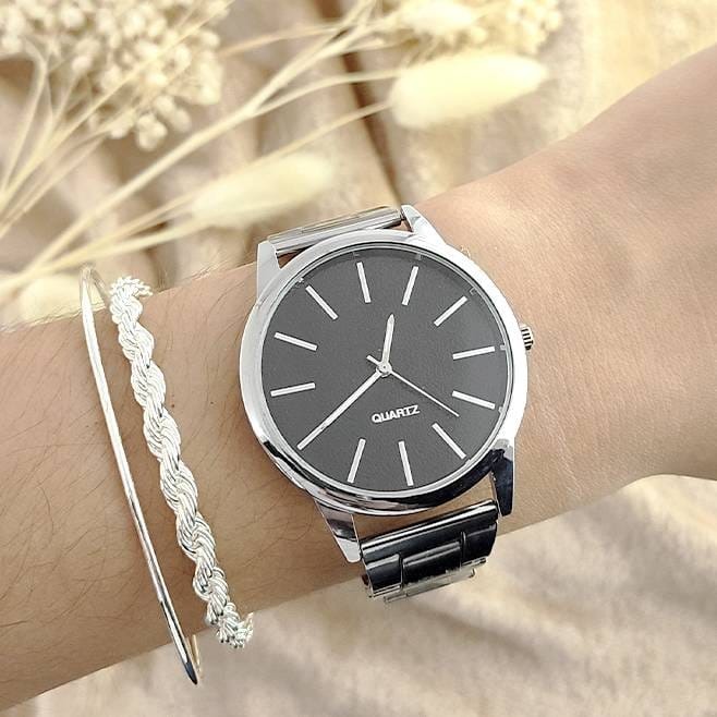Reloj Sisu dial negro ✨